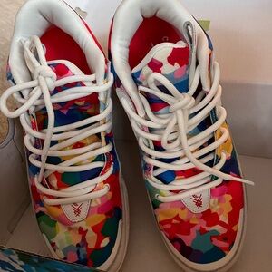 CROSSOVER CULTURE Men’s Basketball Shoes / Sneakers — Size 11